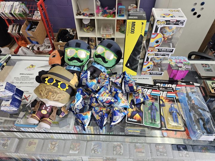 Picture of different prizes you can win at 6R's entertainment yard.